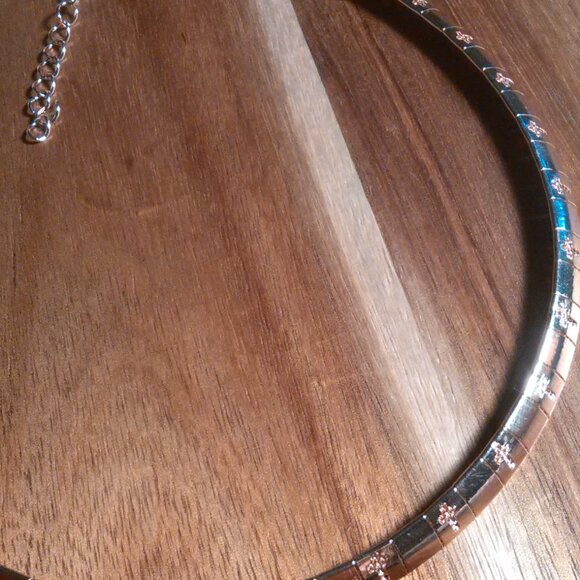 Omega Cross Pattern Collar Ion Plated Rose Gold Over Stainless Steel Necklace - Picture 10 of 10